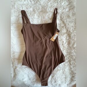 SKIMS Fits Everybody Square Neck Bodysuit